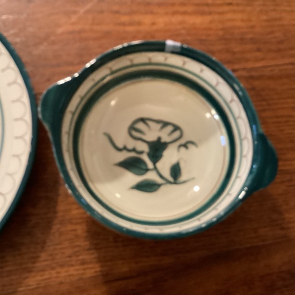 2 pc. Stangl pottery plate and tab handle bowl - Picture 3 of 6